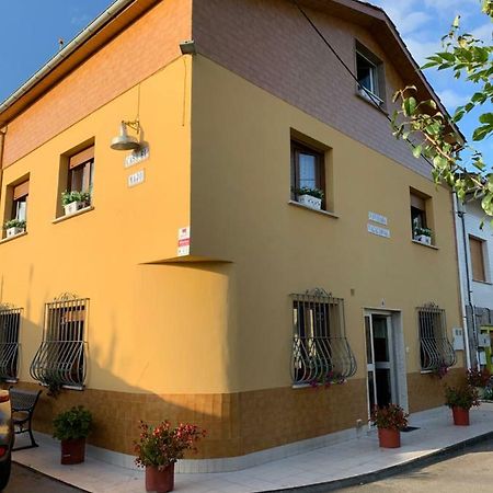 Vivienda Vacacional El Majo Siero المظهر الخارجي الصورة
